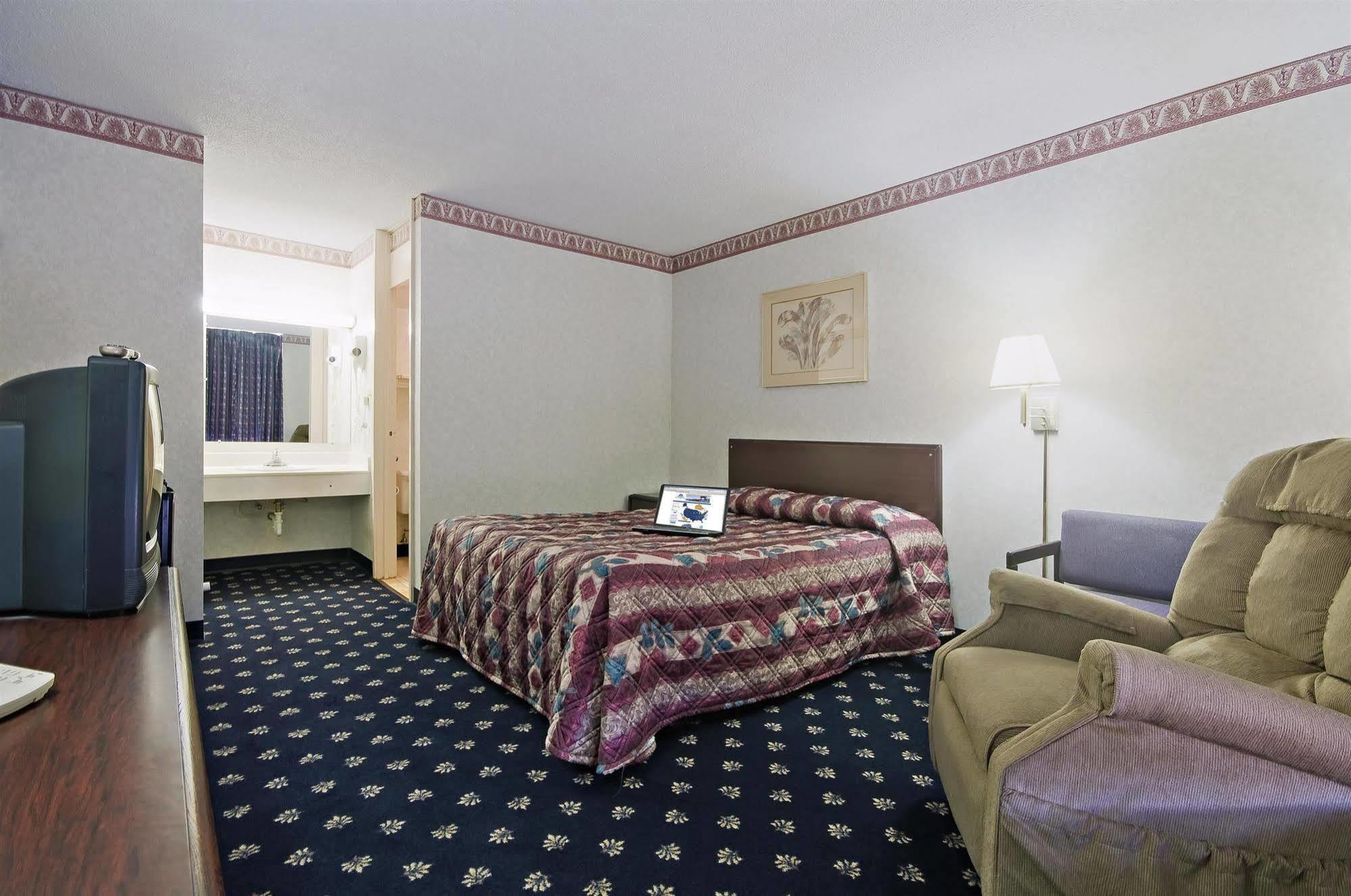 Americas Best Value Inn&Suites-Dalton, GA - I-75, Exit- 328 Habitación foto